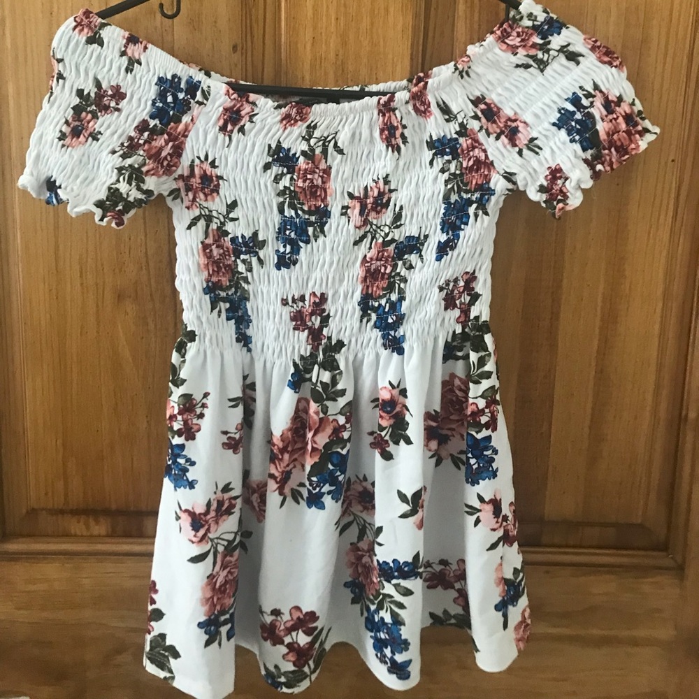 Rue 21 White Floral Off the Shoulder
